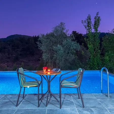 Rose Garden With Private Pool And Jacuzzi * Fethiye