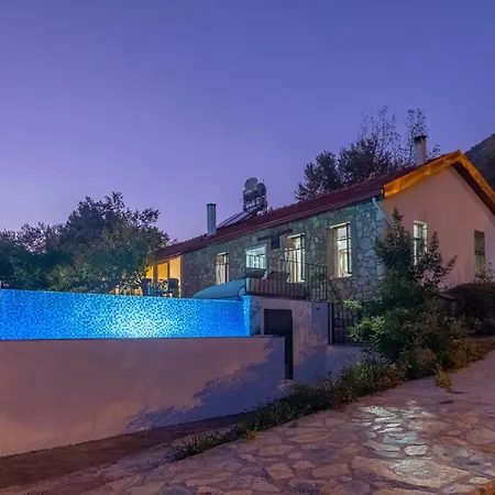 Villa Rose Garden With Private Pool And Jacuzzi *
