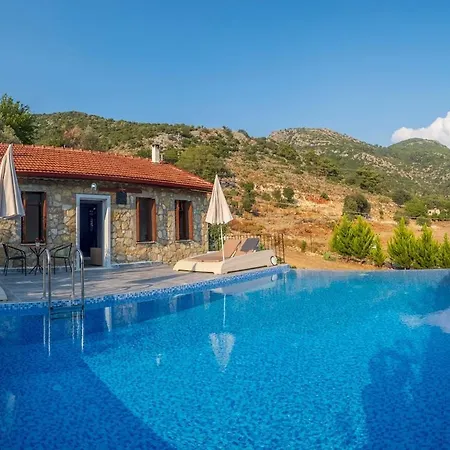Vila Rose Garden With Private Pool And Jacuzzi